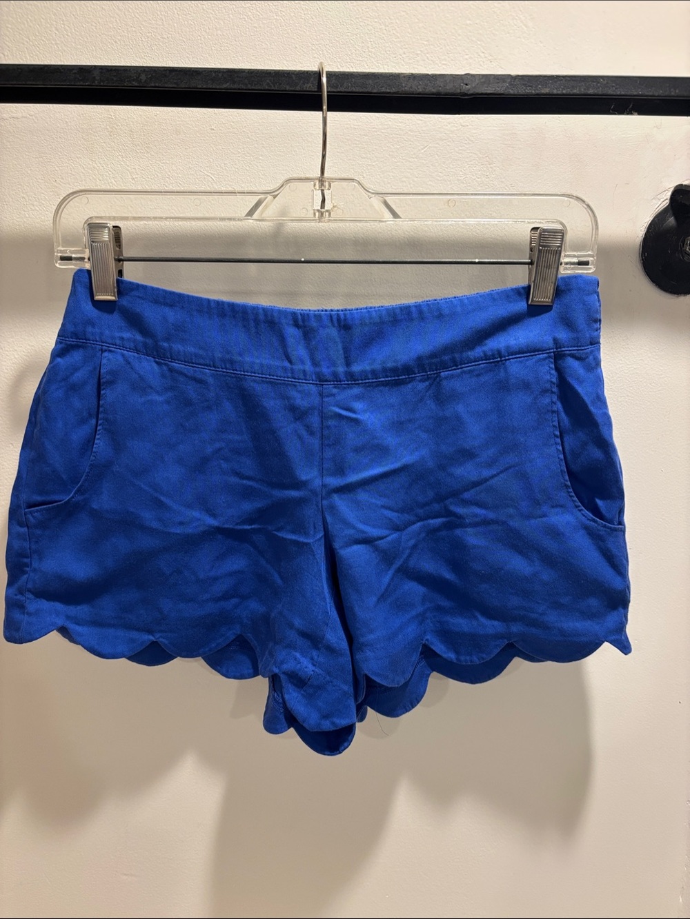 Lilly Pulitzer Scallop Hem Women's Shorts in Blue